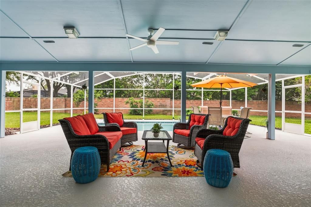 For Sale: $705,000 (4 beds, 2 baths, 2631 Square Feet)