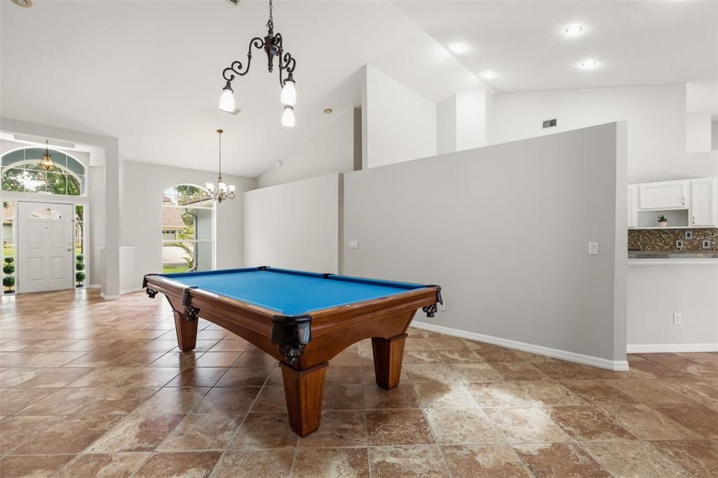 For Sale: $705,000 (4 beds, 2 baths, 2631 Square Feet)