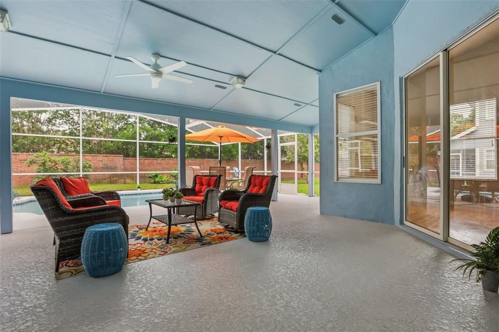 For Sale: $705,000 (4 beds, 2 baths, 2631 Square Feet)