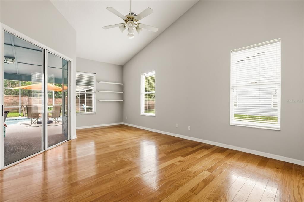 For Sale: $705,000 (4 beds, 2 baths, 2631 Square Feet)