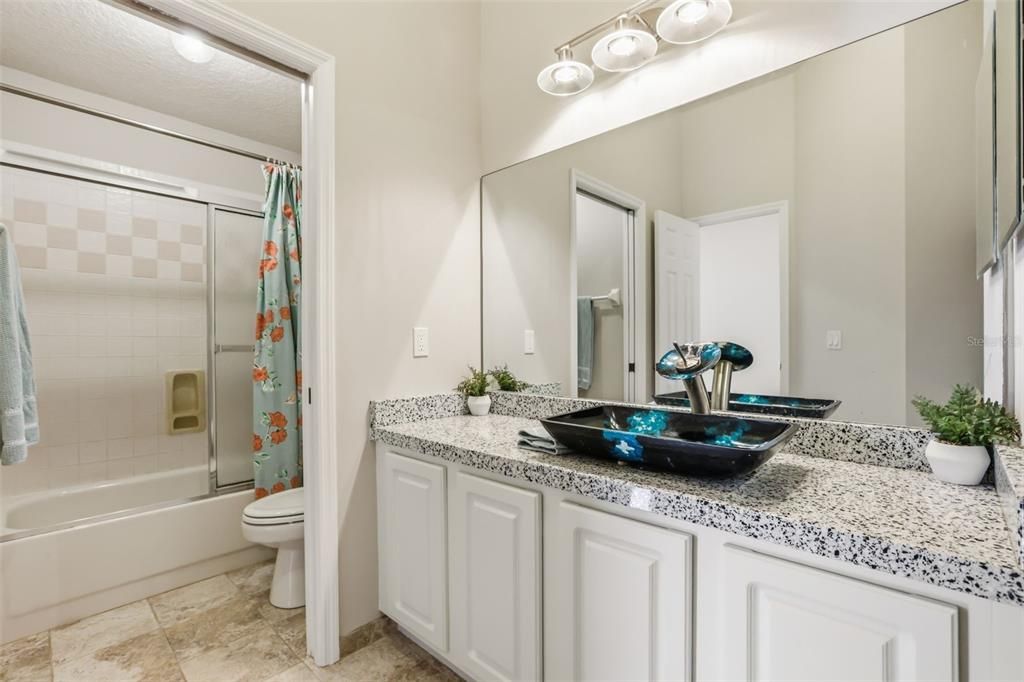 For Sale: $705,000 (4 beds, 2 baths, 2631 Square Feet)