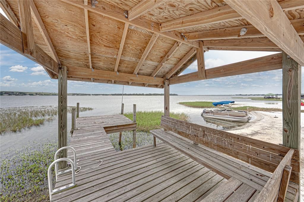 For Sale: $899,000 (4 beds, 3 baths, 2660 Square Feet)