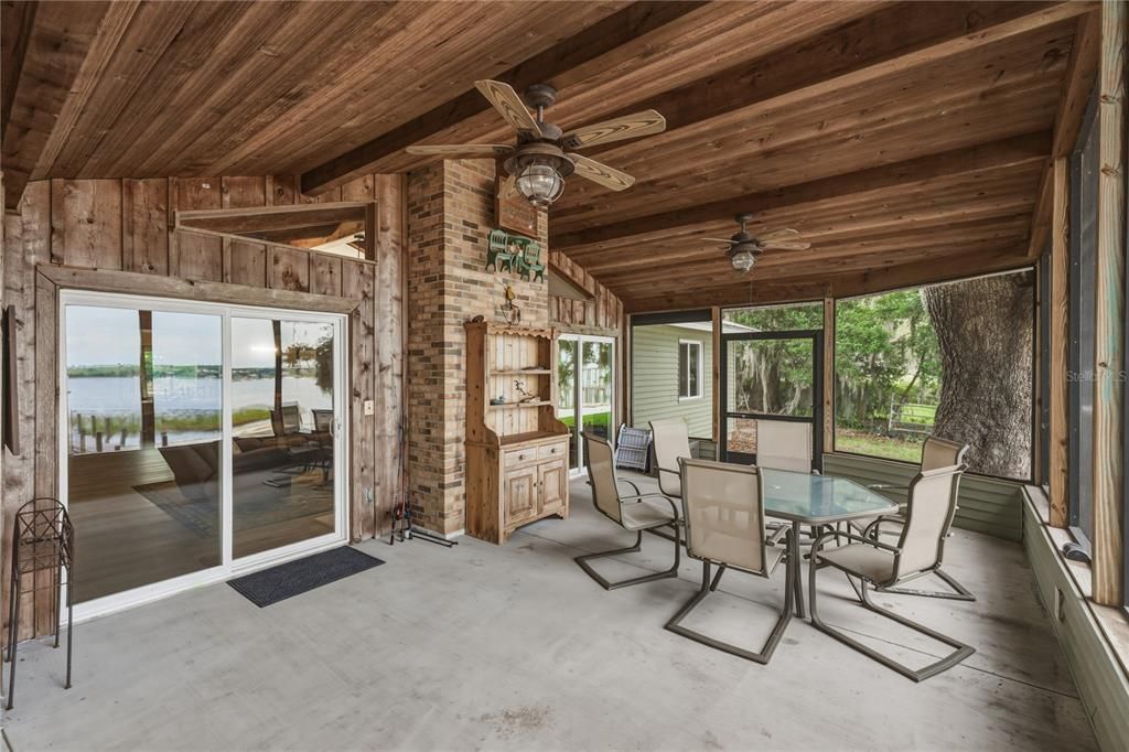 For Sale: $899,000 (4 beds, 3 baths, 2660 Square Feet)