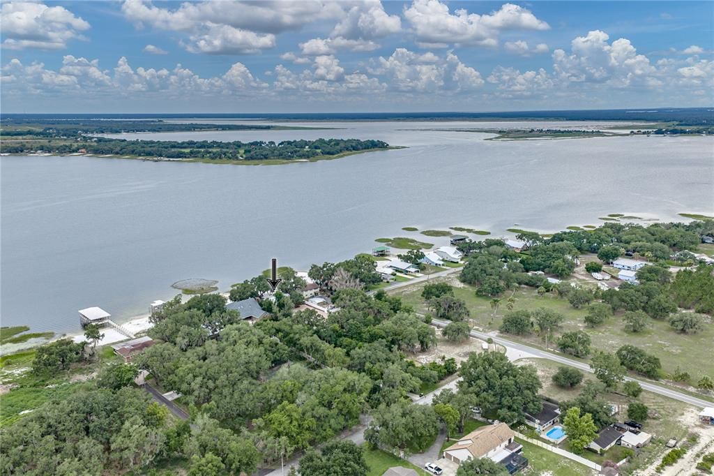 For Sale: $899,000 (4 beds, 3 baths, 2660 Square Feet)