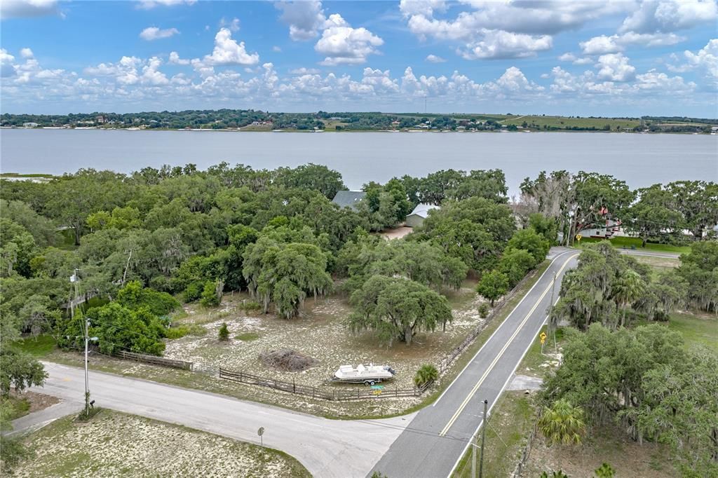 For Sale: $899,000 (4 beds, 3 baths, 2660 Square Feet)