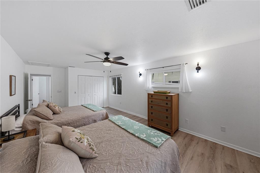 For Sale: $899,000 (4 beds, 3 baths, 2660 Square Feet)
