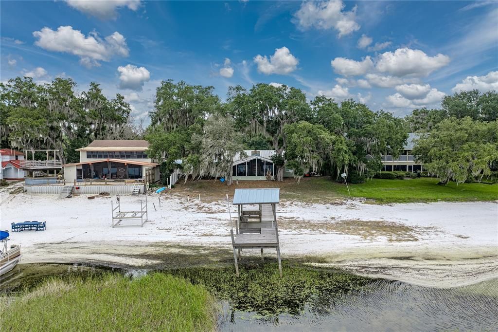 For Sale: $899,000 (4 beds, 3 baths, 2660 Square Feet)