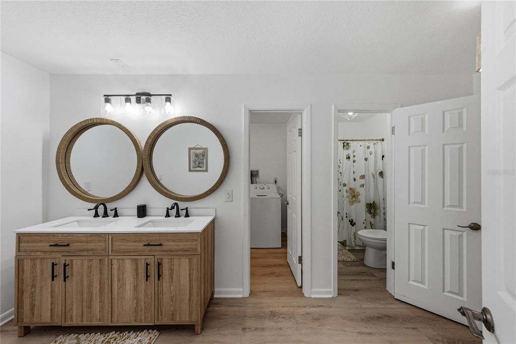 For Sale: $899,000 (4 beds, 3 baths, 2660 Square Feet)