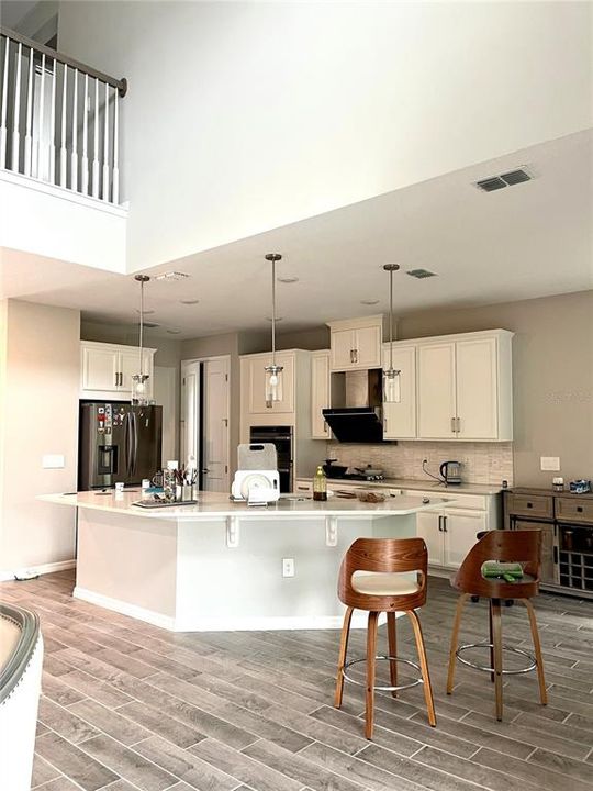 For Rent: $3,500 (5 beds, 3 baths, 2892 Square Feet)