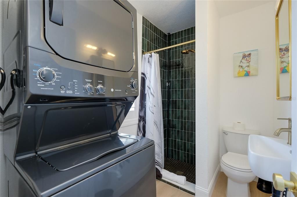 For Sale: $299,000 (2 beds, 0 baths, 1152 Square Feet)