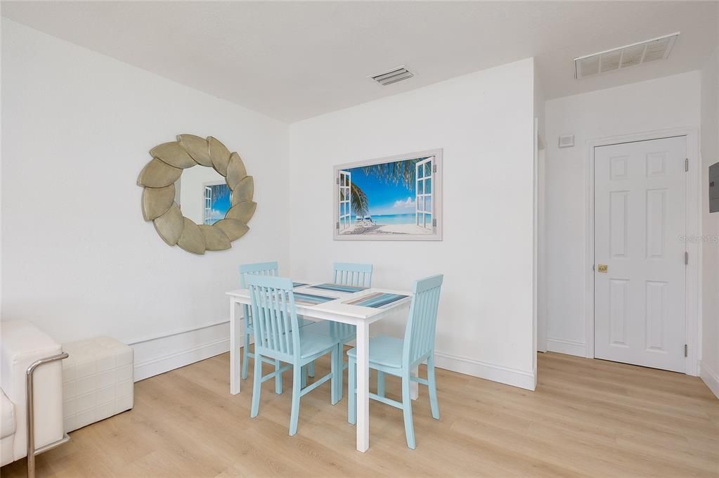 For Sale: $299,000 (2 beds, 0 baths, 1152 Square Feet)