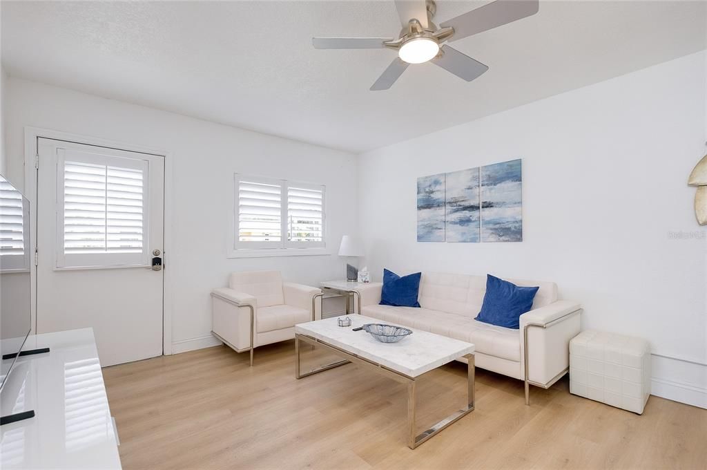 For Sale: $299,000 (2 beds, 0 baths, 1152 Square Feet)