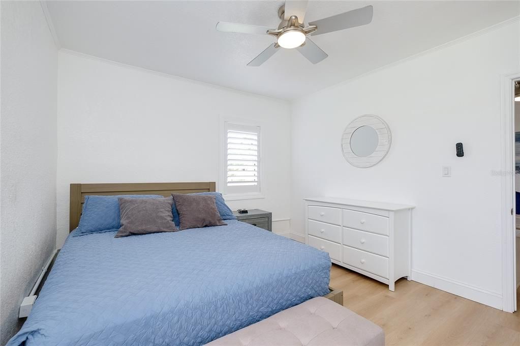 For Sale: $299,000 (2 beds, 0 baths, 1152 Square Feet)