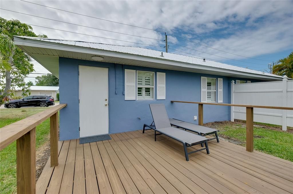 For Sale: $299,000 (2 beds, 0 baths, 1152 Square Feet)