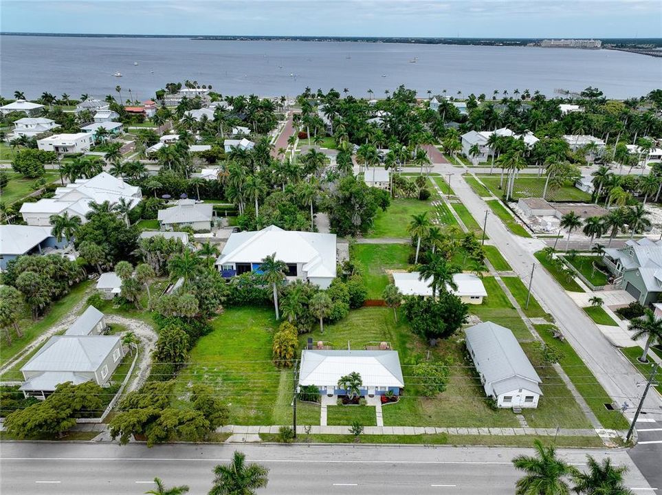 For Sale: $299,000 (2 beds, 0 baths, 1152 Square Feet)