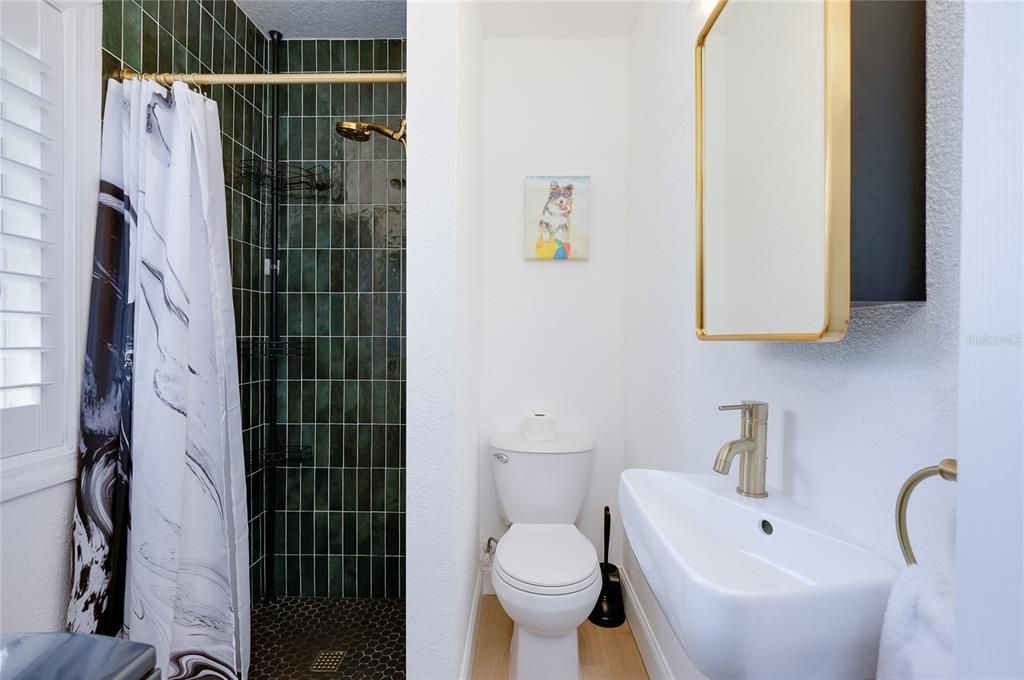 For Sale: $299,000 (2 beds, 0 baths, 1152 Square Feet)