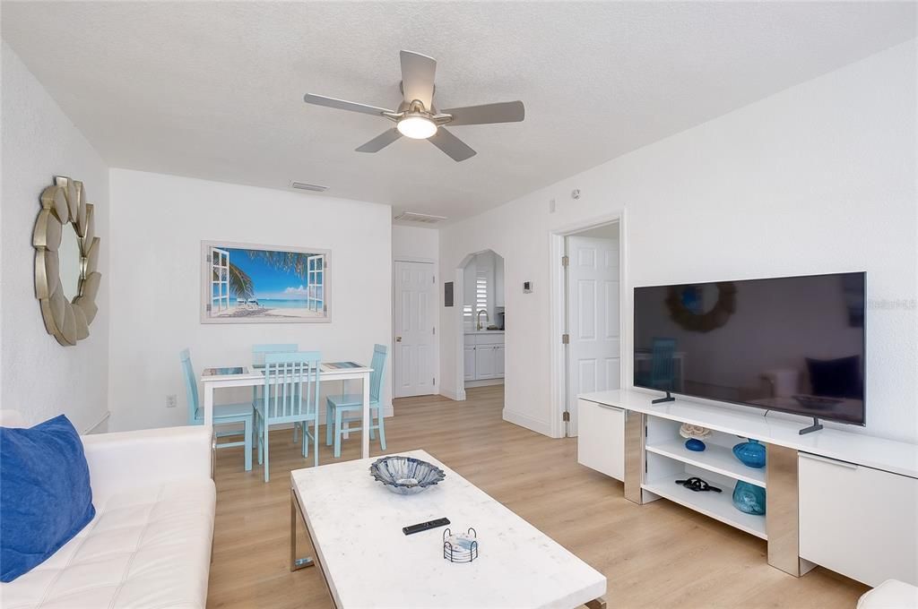 For Sale: $299,000 (2 beds, 0 baths, 1152 Square Feet)
