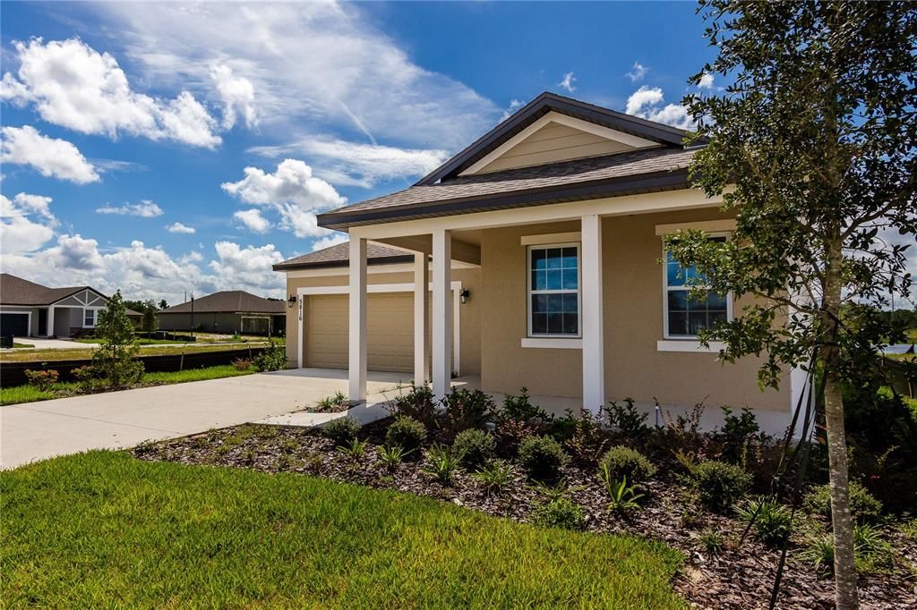 For Rent: $2,350 (3 beds, 2 baths, 2225 Square Feet)