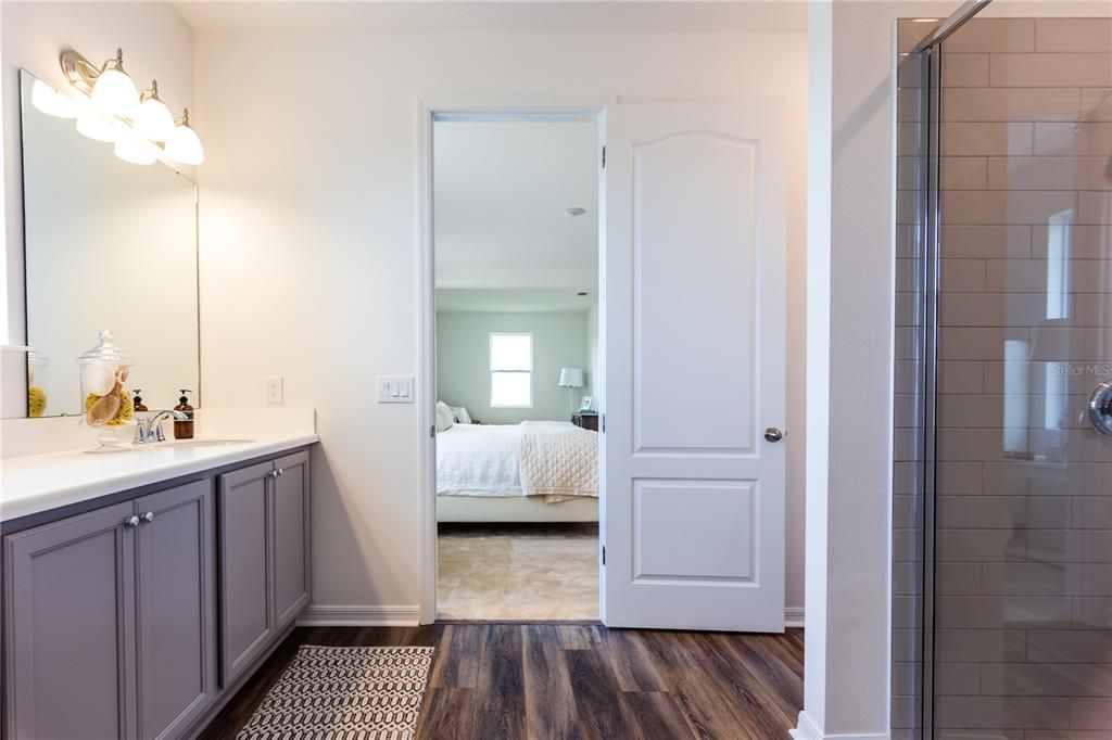 For Rent: $2,350 (3 beds, 2 baths, 2225 Square Feet)