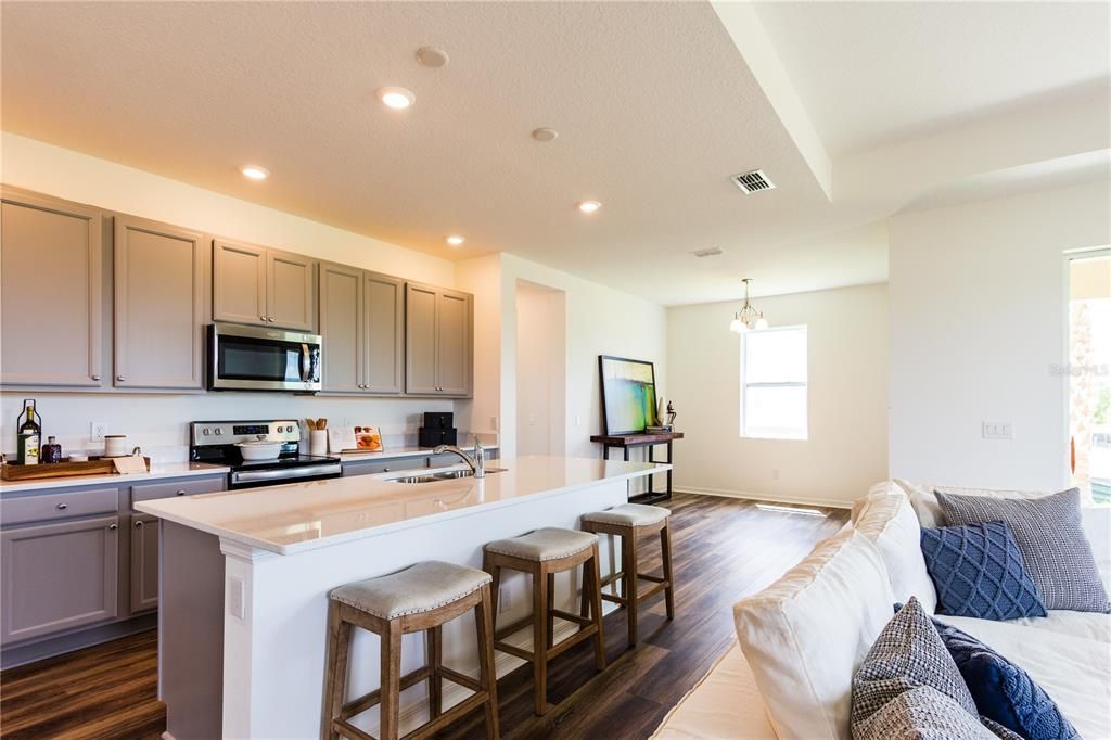 For Rent: $2,350 (3 beds, 2 baths, 2225 Square Feet)