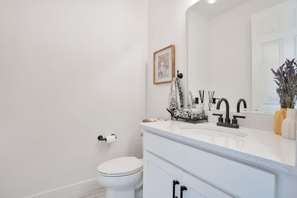 For Sale: $499,900 (4 beds, 2 baths, 2580 Square Feet)