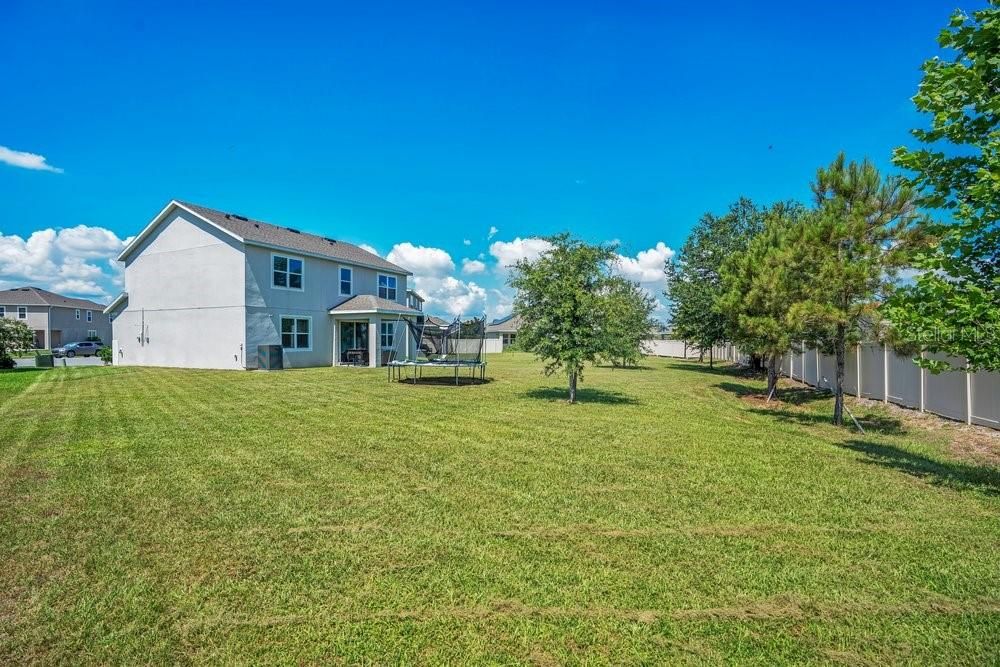 For Sale: $499,900 (4 beds, 2 baths, 2580 Square Feet)