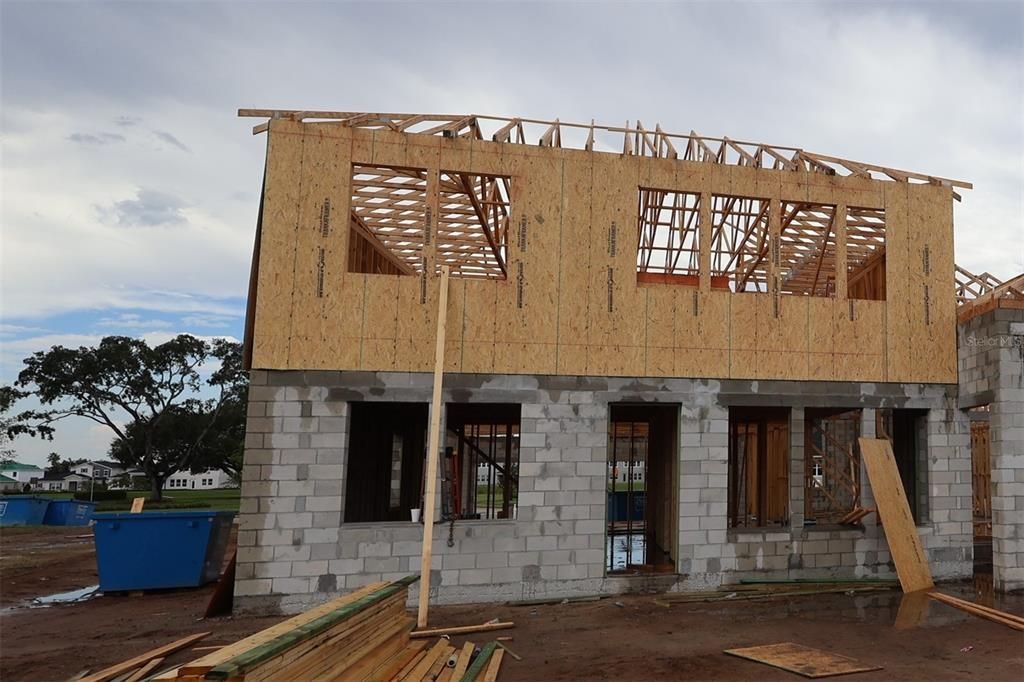 En Venta: $1,099,990 (5 camas, 4 baños, 4530 Pies cuadrados)