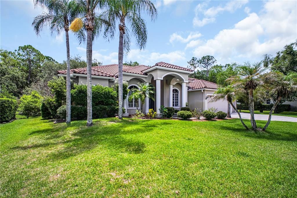 En Venta: $1,055,000 (4 camas, 3 baños, 3189 Pies cuadrados)