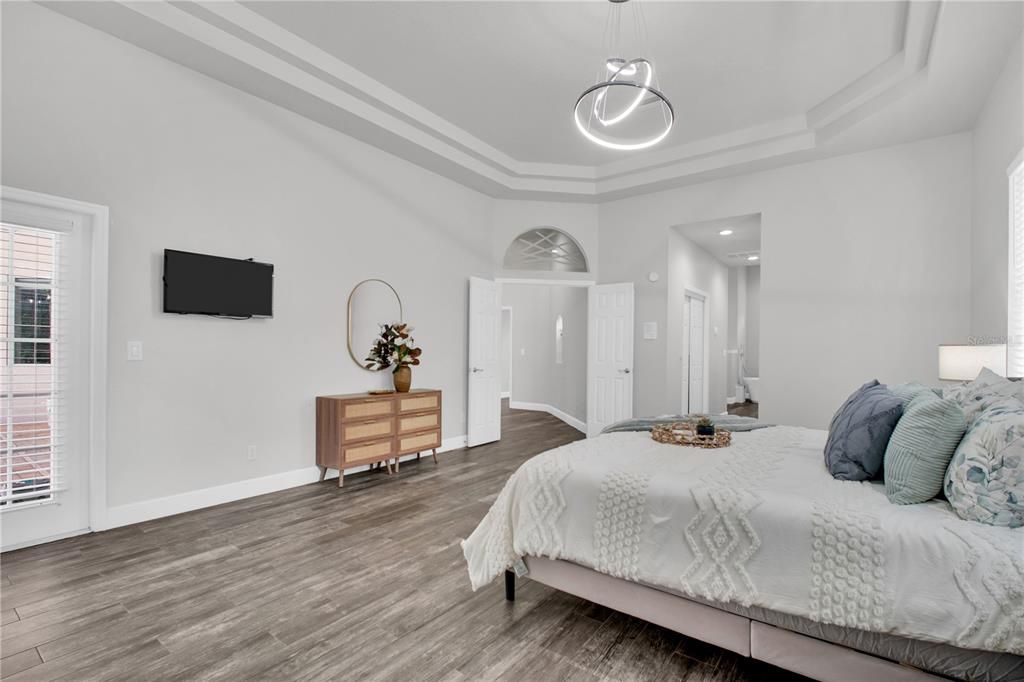 En Venta: $1,055,000 (4 camas, 3 baños, 3189 Pies cuadrados)