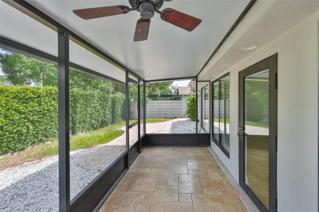 En Venta: $625,000 (3 camas, 2 baños, 1860 Pies cuadrados)
