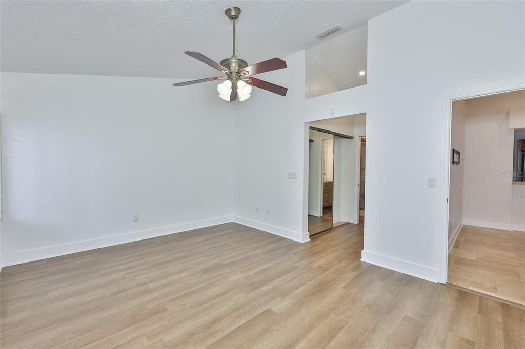 En Venta: $625,000 (3 camas, 2 baños, 1860 Pies cuadrados)