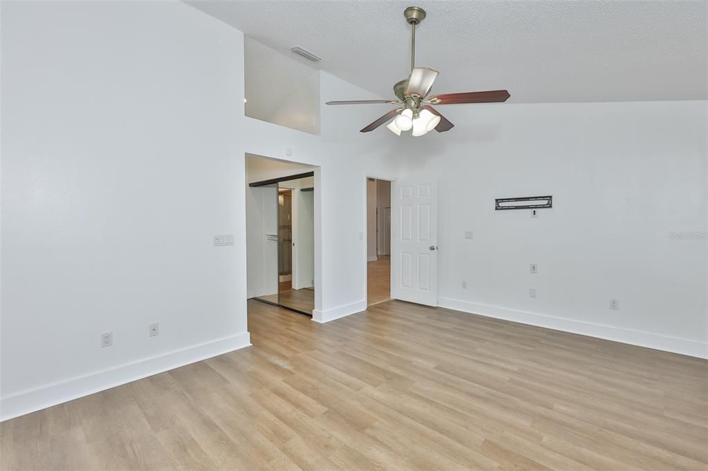 En Venta: $625,000 (3 camas, 2 baños, 1860 Pies cuadrados)