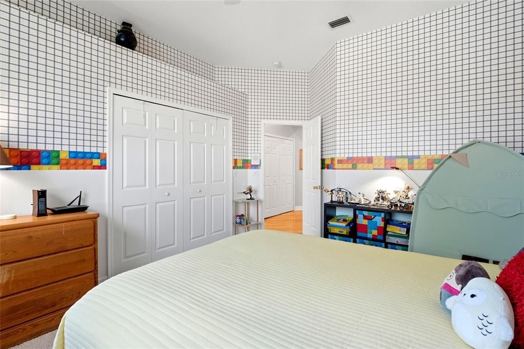 For Sale: $1,650,000 (5 beds, 4 baths, 3770 Square Feet)