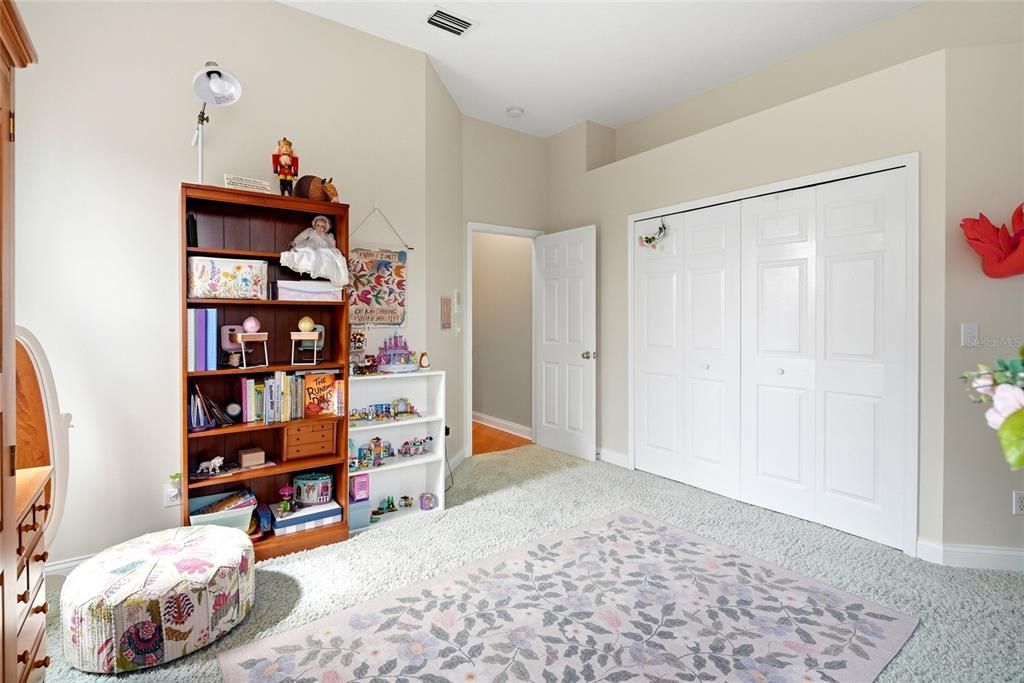 For Sale: $1,650,000 (5 beds, 4 baths, 3770 Square Feet)
