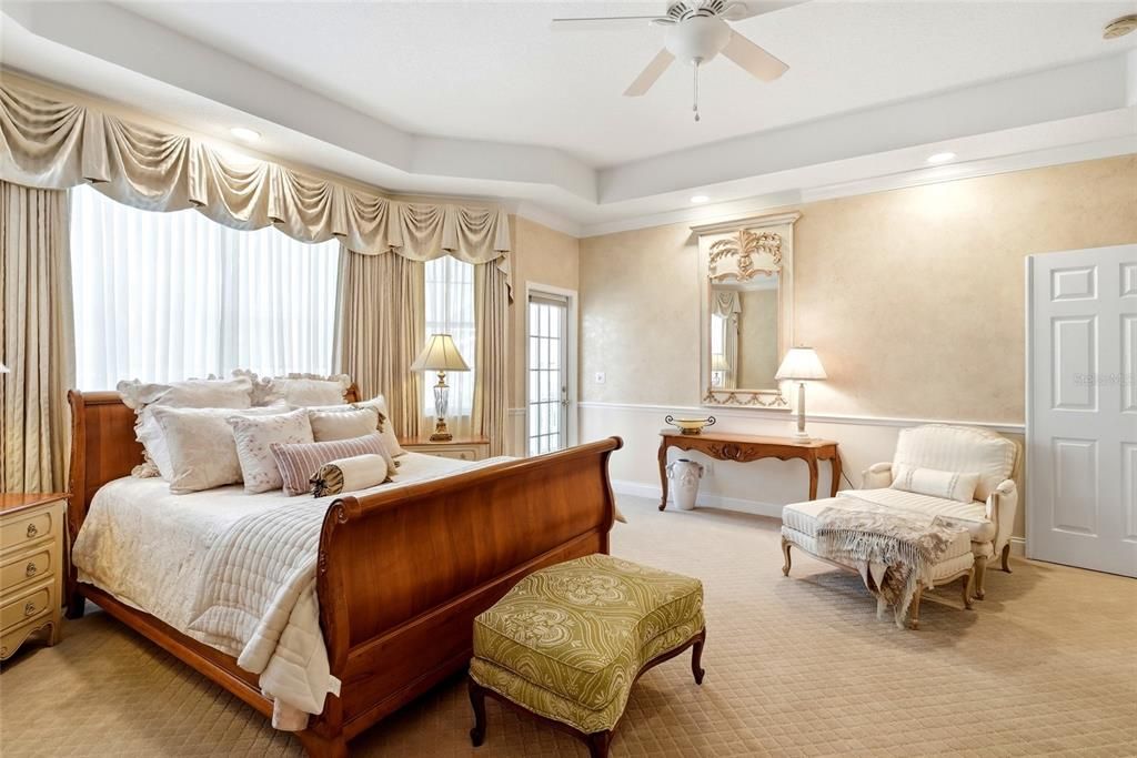For Sale: $1,650,000 (5 beds, 4 baths, 3770 Square Feet)