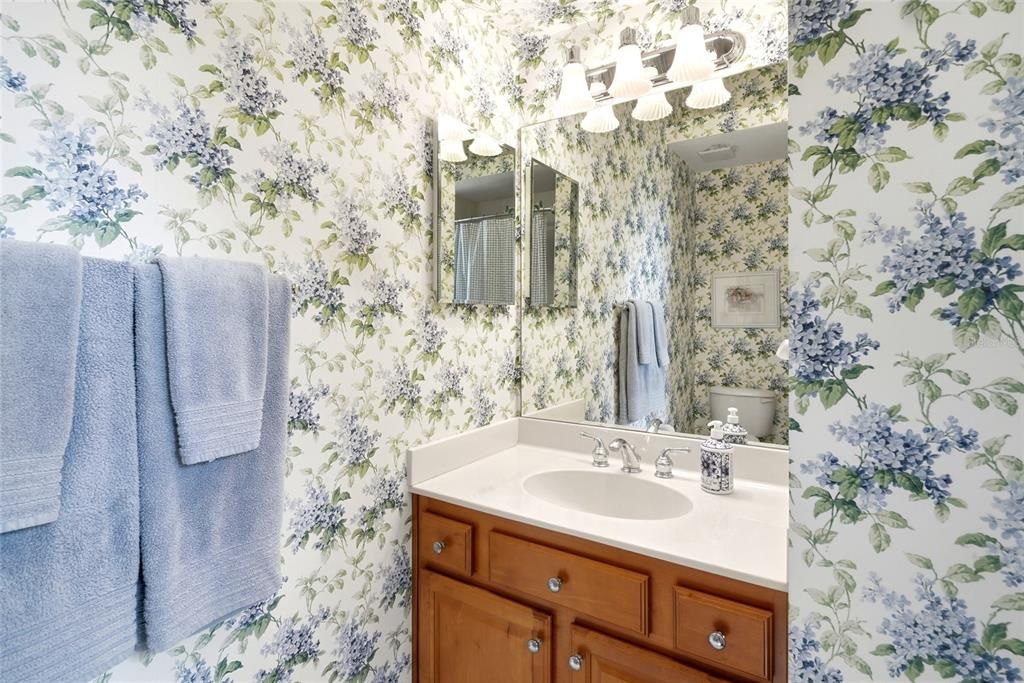 For Sale: $1,650,000 (5 beds, 4 baths, 3770 Square Feet)