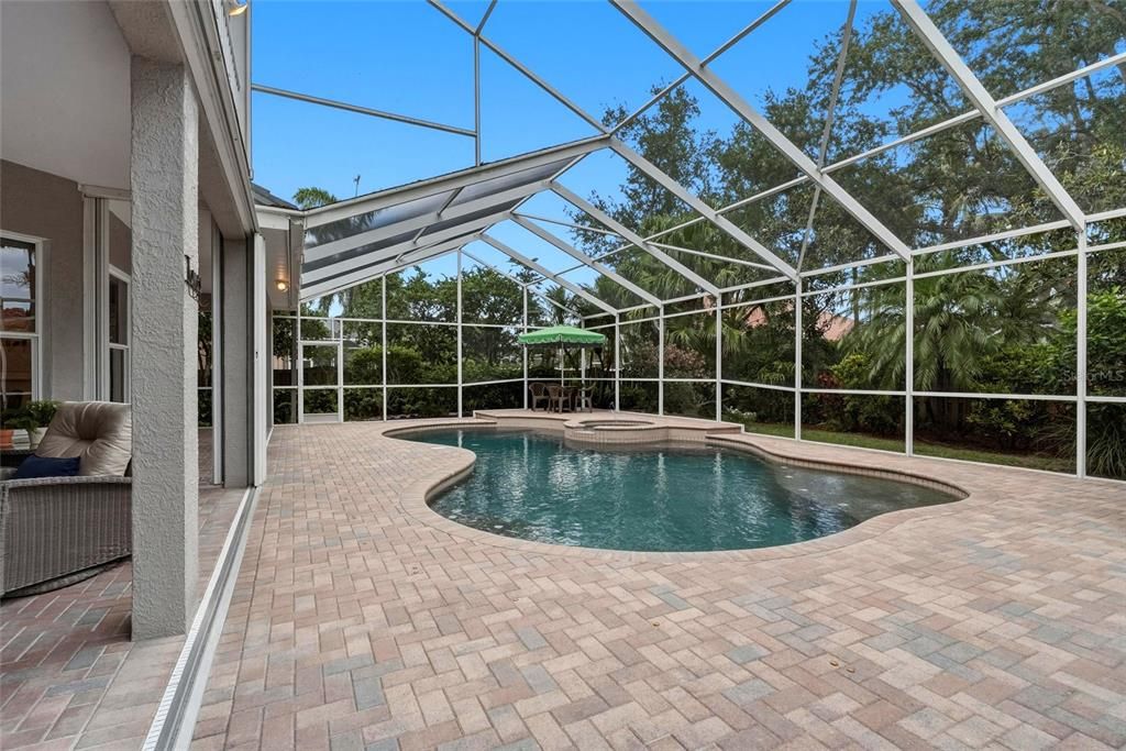 For Sale: $1,650,000 (5 beds, 4 baths, 3770 Square Feet)