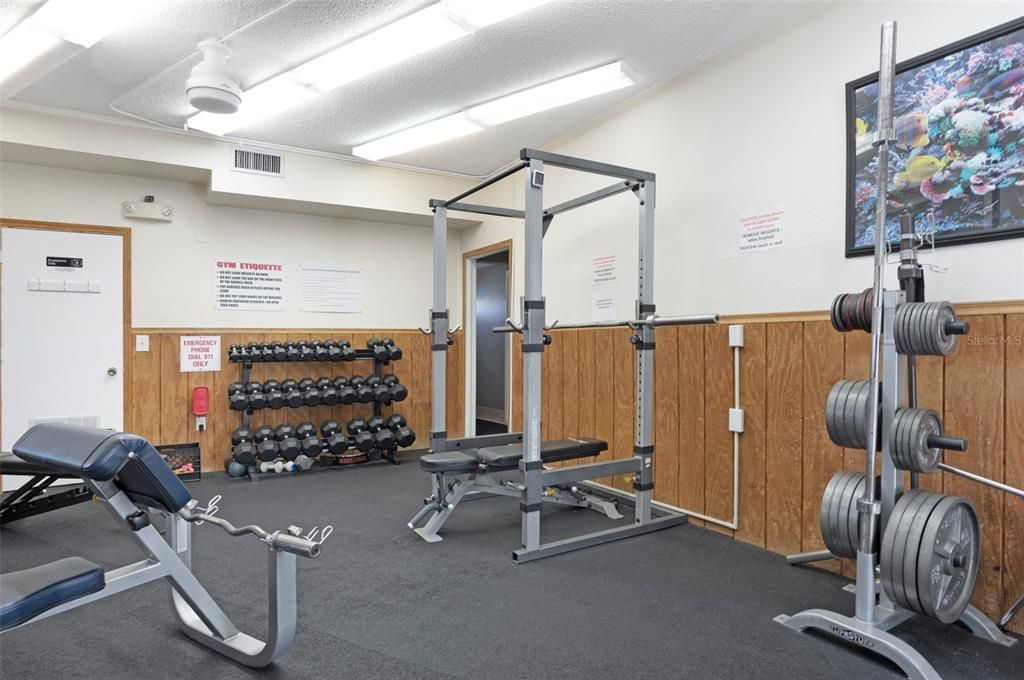 For Sale: $349,000 (2 beds, 2 baths, 1400 Square Feet)