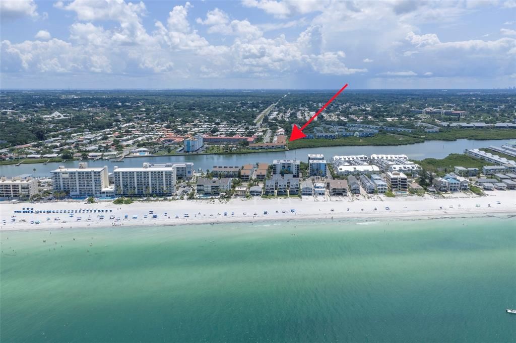 For Sale: $349,000 (2 beds, 2 baths, 1400 Square Feet)