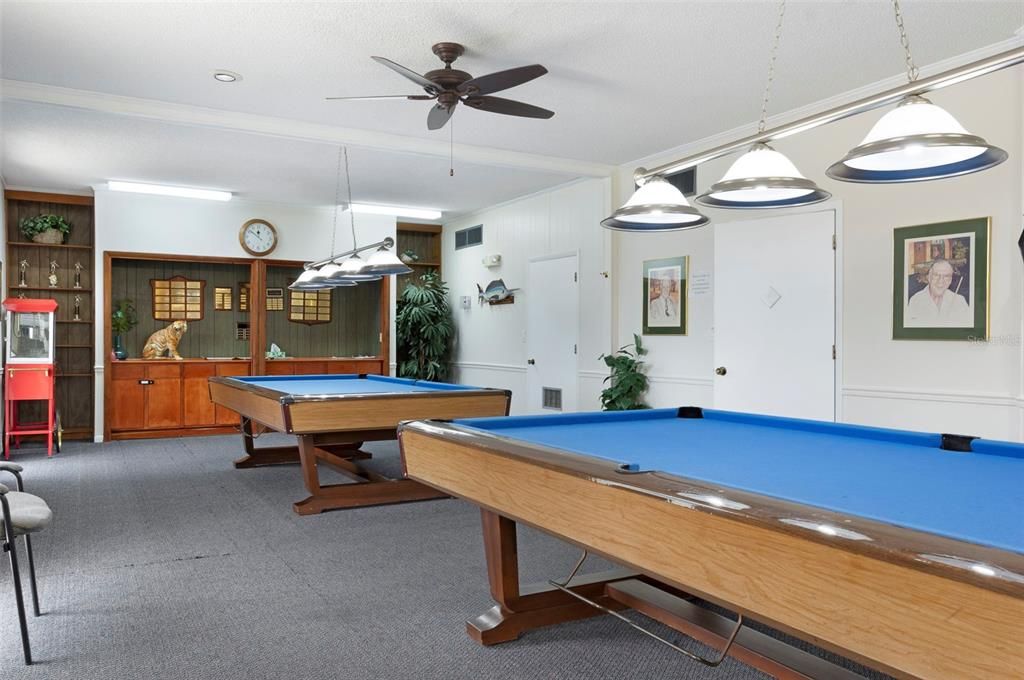 For Sale: $349,000 (2 beds, 2 baths, 1400 Square Feet)
