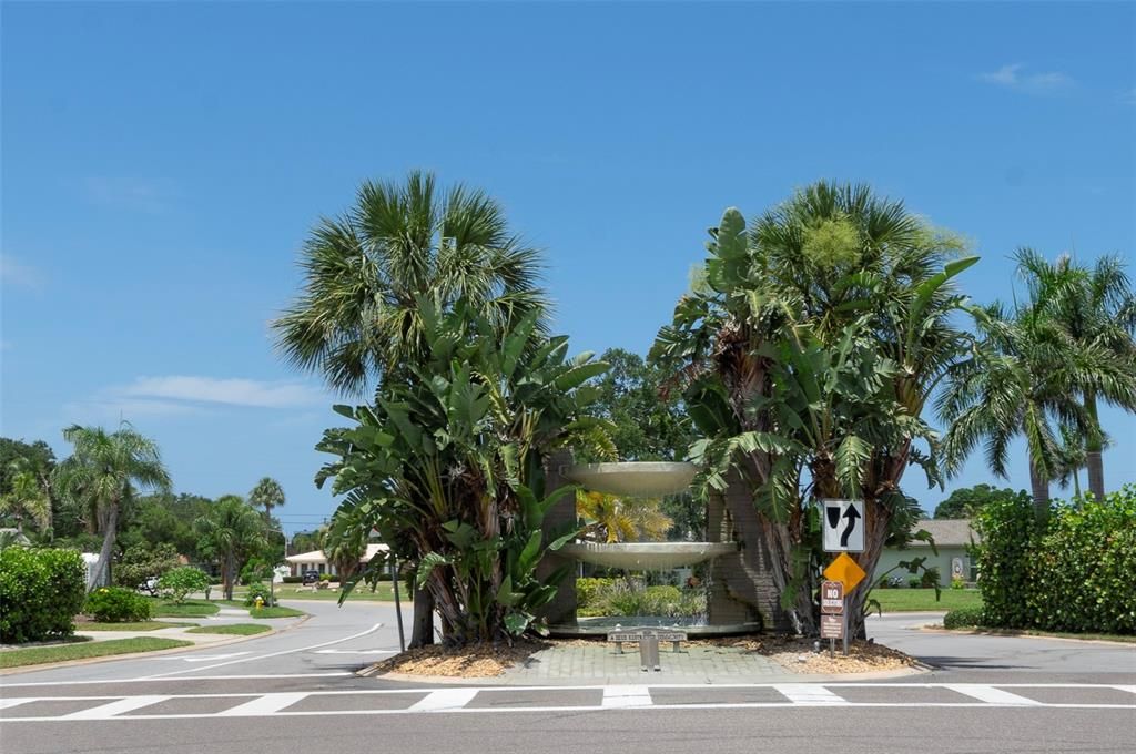 For Sale: $349,000 (2 beds, 2 baths, 1400 Square Feet)