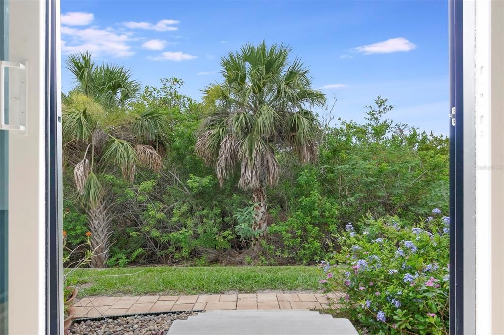 For Sale: $349,000 (2 beds, 2 baths, 1400 Square Feet)