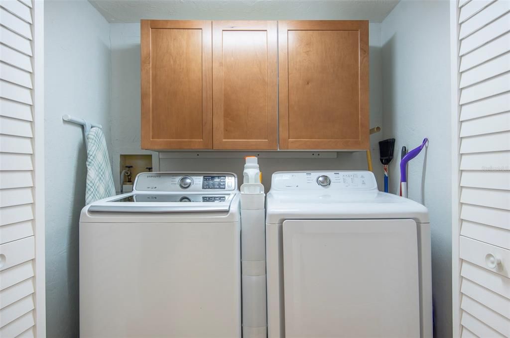For Sale: $349,000 (2 beds, 2 baths, 1400 Square Feet)