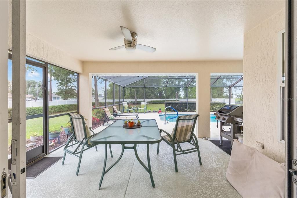 For Sale: $379,900 (3 beds, 2 baths, 1777 Square Feet)