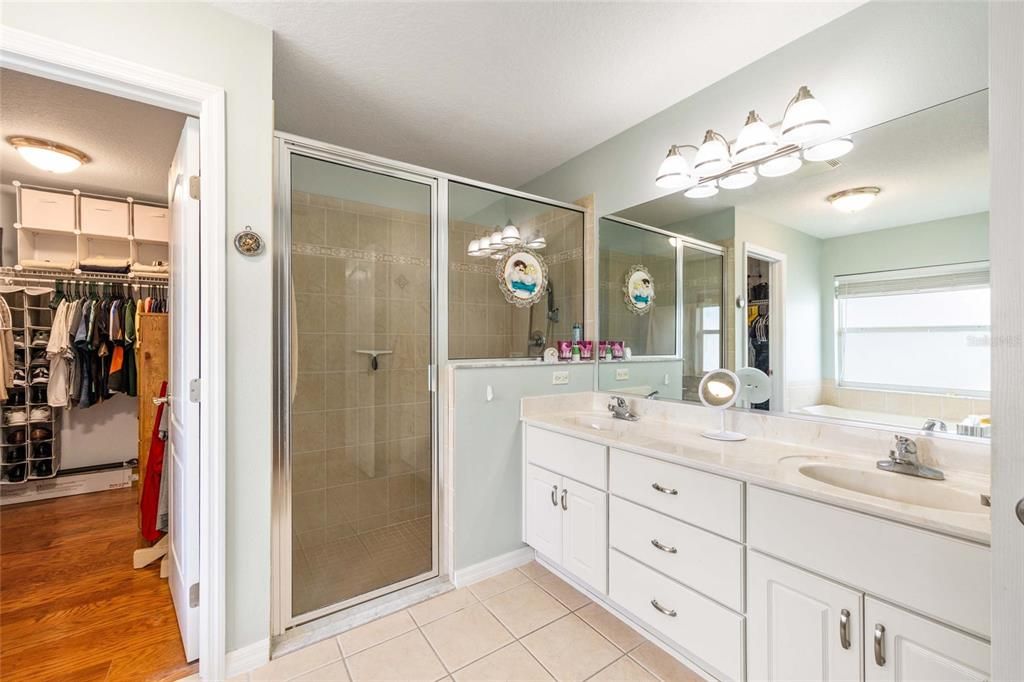 For Sale: $379,900 (3 beds, 2 baths, 1777 Square Feet)