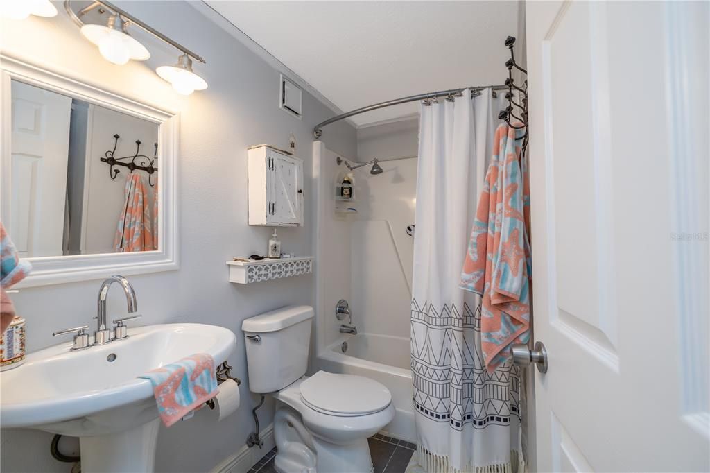 En Venta: $539,000 (2 camas, 2 baños, 888 Pies cuadrados)