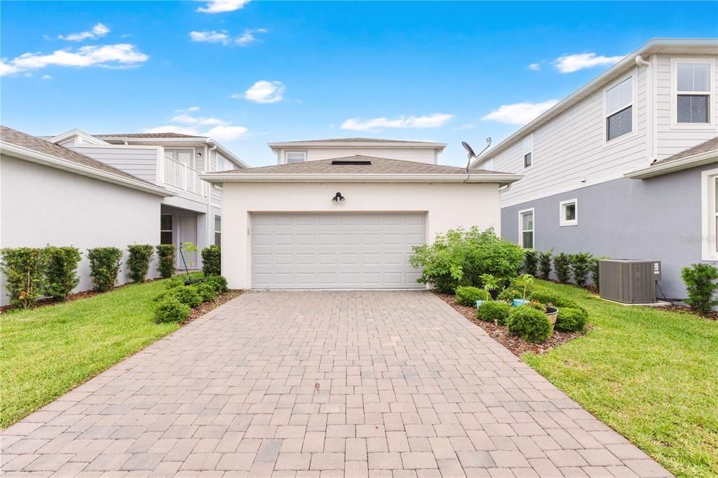 For Rent: $3,400 (4 beds, 3 baths, 2052 Square Feet)