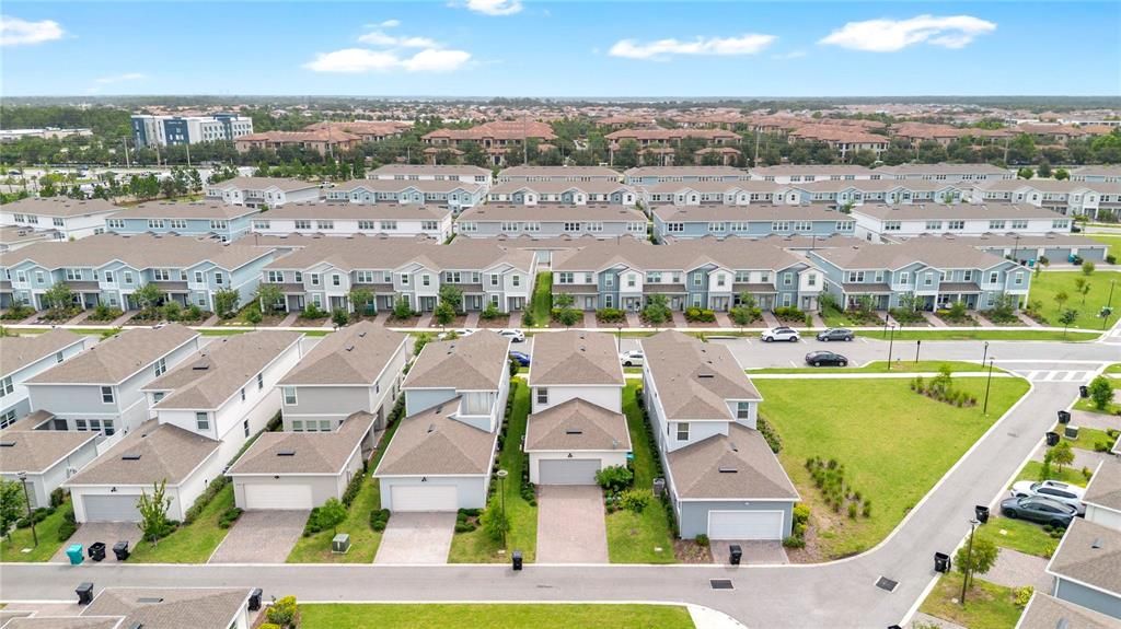 For Rent: $3,400 (4 beds, 3 baths, 2052 Square Feet)