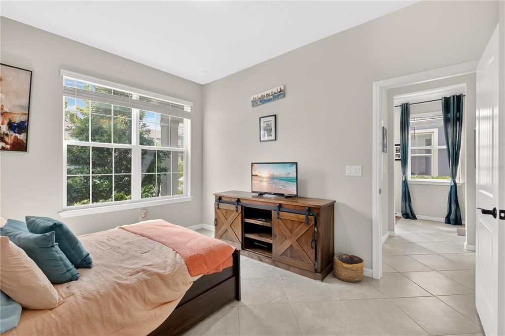For Rent: $3,400 (4 beds, 3 baths, 2052 Square Feet)