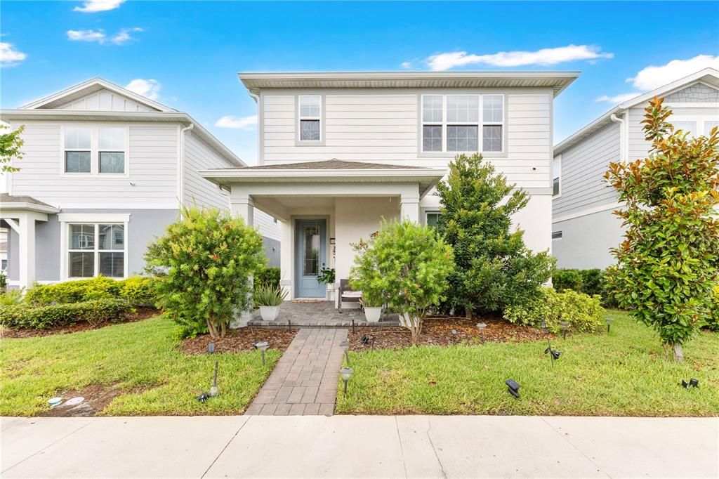 For Rent: $3,400 (4 beds, 3 baths, 2052 Square Feet)